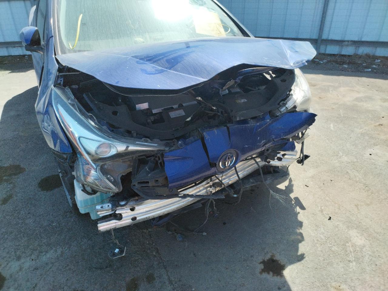 Photo 9 from auction – 2018 TOYOTA PRIUS with VIN JTDKBRFU6J3060026