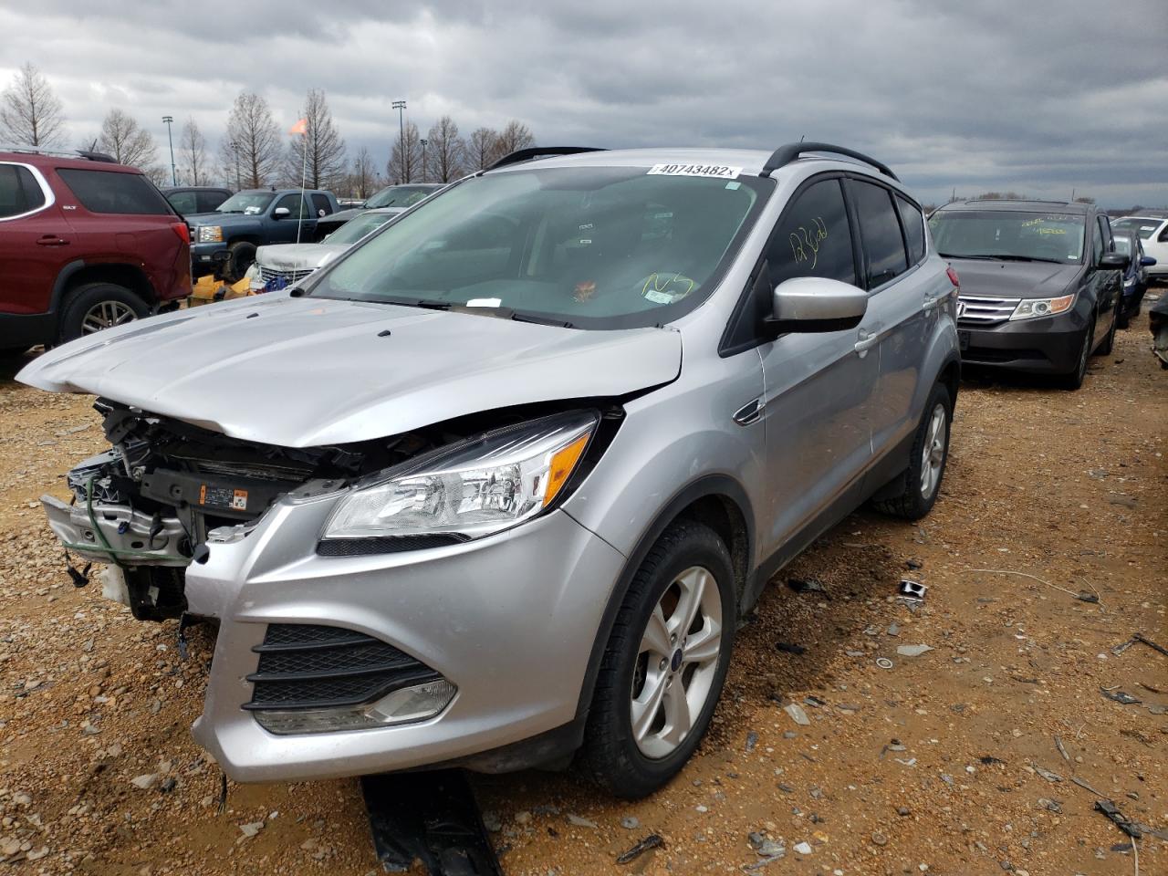 Photo 2 from auction – 2016 FORD ESCAPE SE with VIN 1FMCU9GX1GUB71752