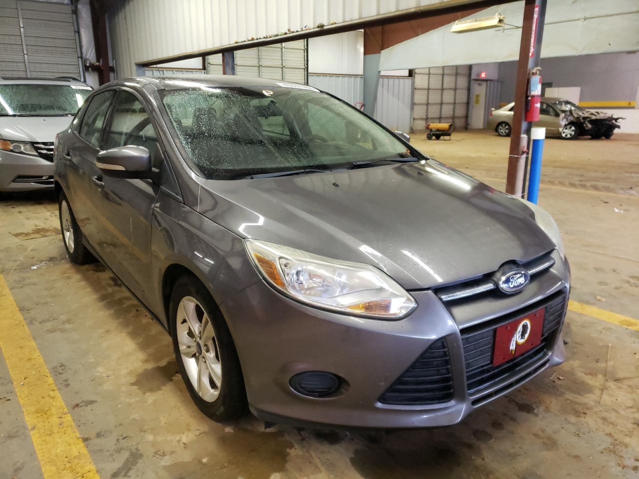 FORD FOCUS SE 2013 con VIN 1FADP3F21DL305461 - Foto de la subasta