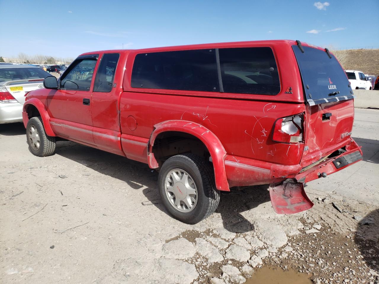 Photo 3 from auction – 1995 GMC SONOMA with VIN 1GTCT19W1S8539698