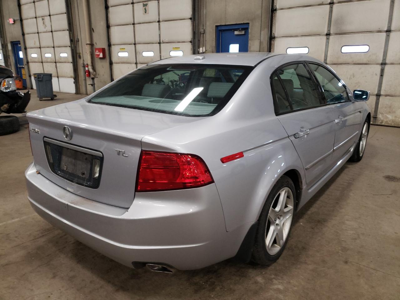 Photo 4 from auction – 2004 ACURA TL with VIN 19UUA66254A049805