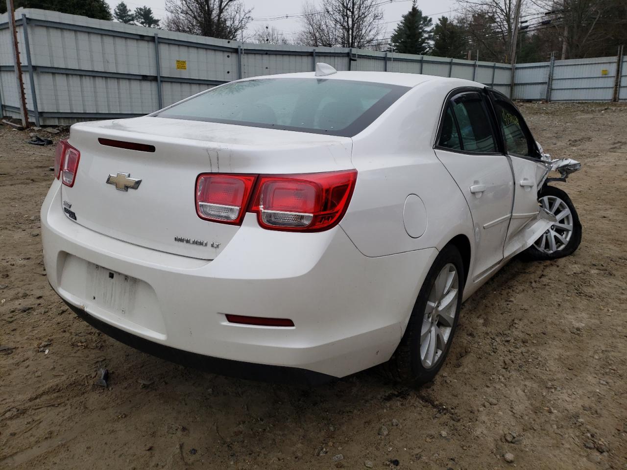 Photo 4 from auction – 2015 CHEVROLET MALIBU 2LT with VIN 1G11E5SX5FF140475