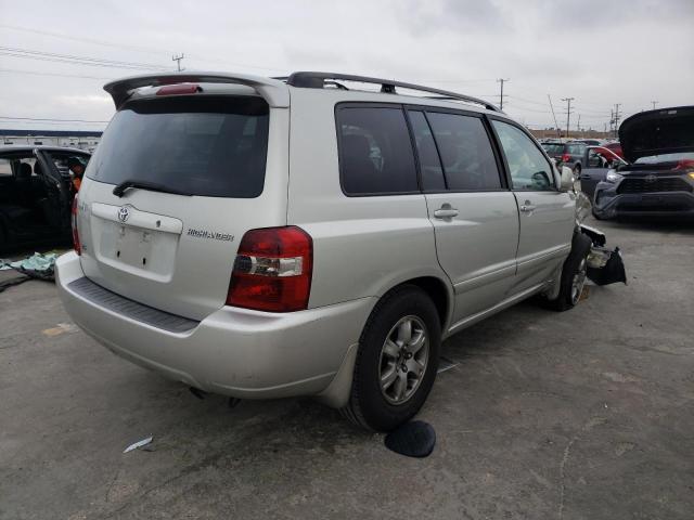 Photo 4 from auction – 2004 TOYOTA HIGHLANDER with VIN JTEGP21A040011627