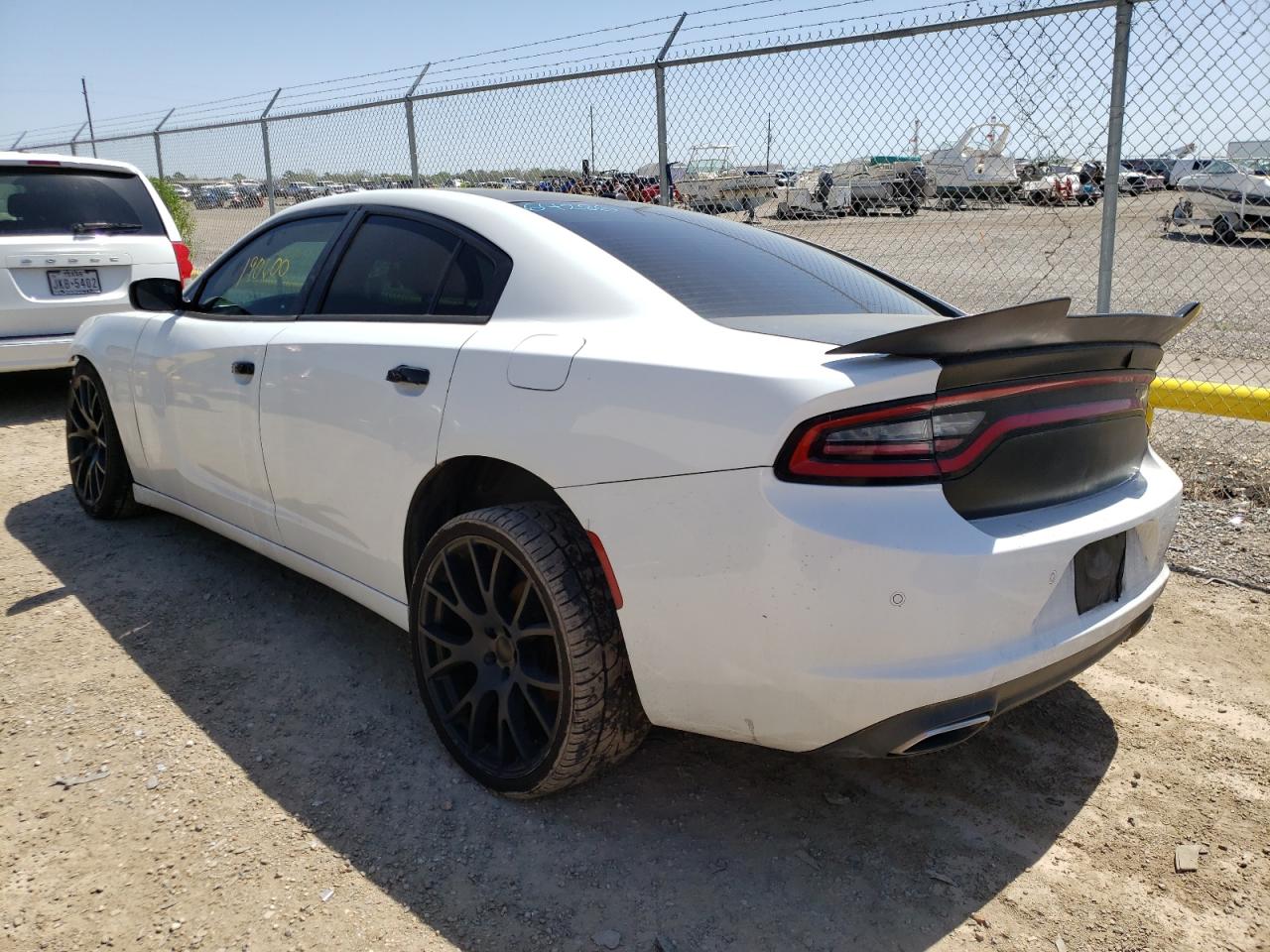 Photo 3 from auction – 2015 DODGE CHARGER SE with VIN 2C3CDXBG5FH835878