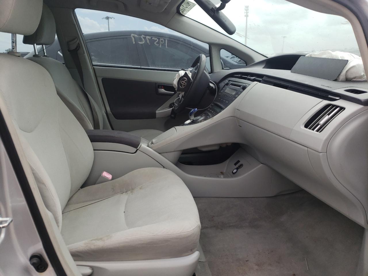 Photo 5 from auction – 2010 TOYOTA PRIUS with VIN JTDKN3DU0A0016029
