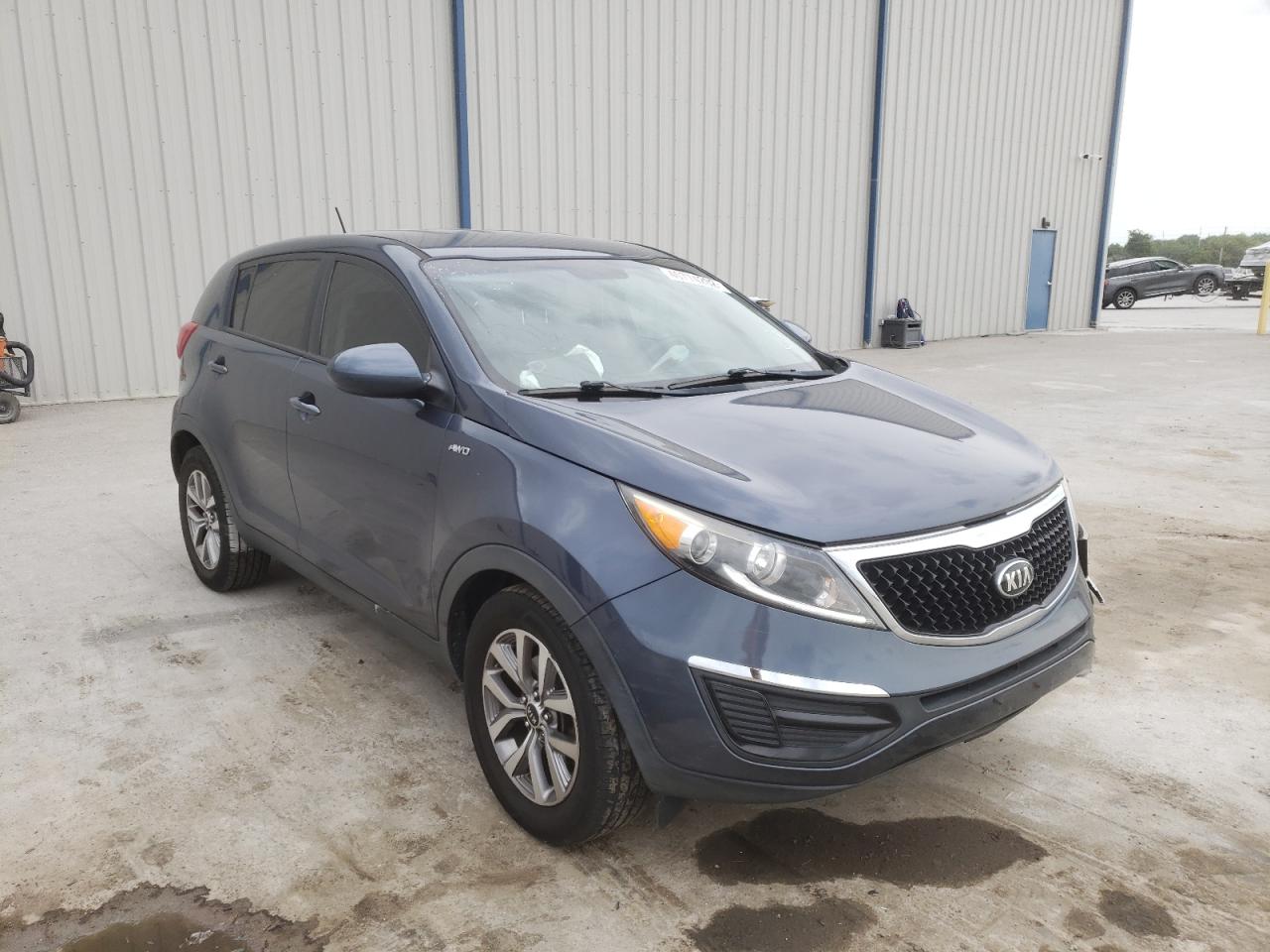KIA SPORTAGE L 2015 with VIN KNDPBCAC8F7685903 - Photo from auction