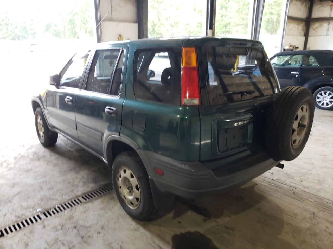Photo 3 from auction – 2000 HONDA CR-V LX with VIN JHLRD2842YC002294