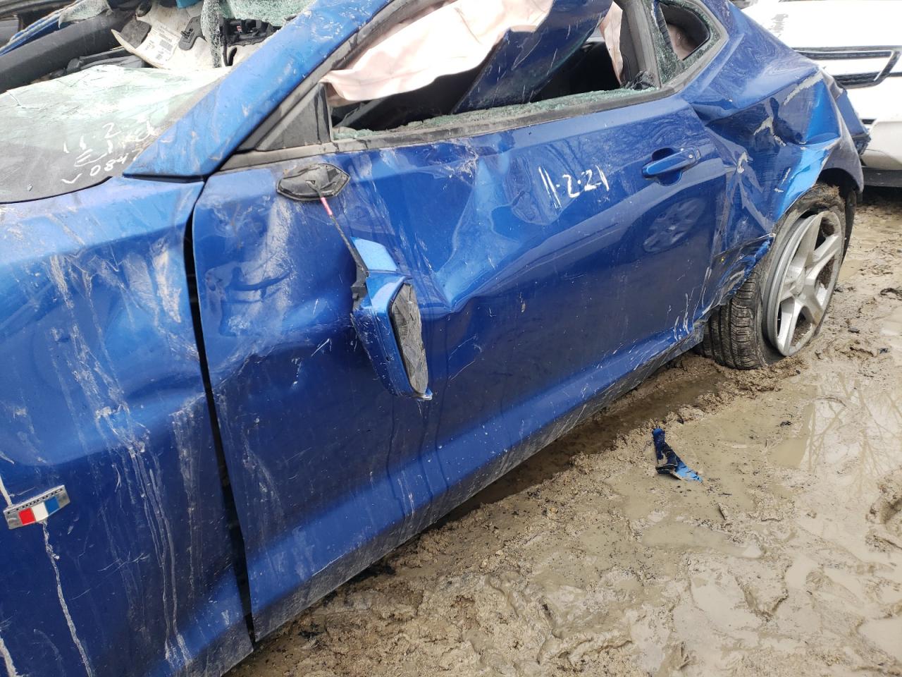 Photo 9 from auction – 2018 CHEVROLET CAMARO LT with VIN 1G1FB1RS0J0180847