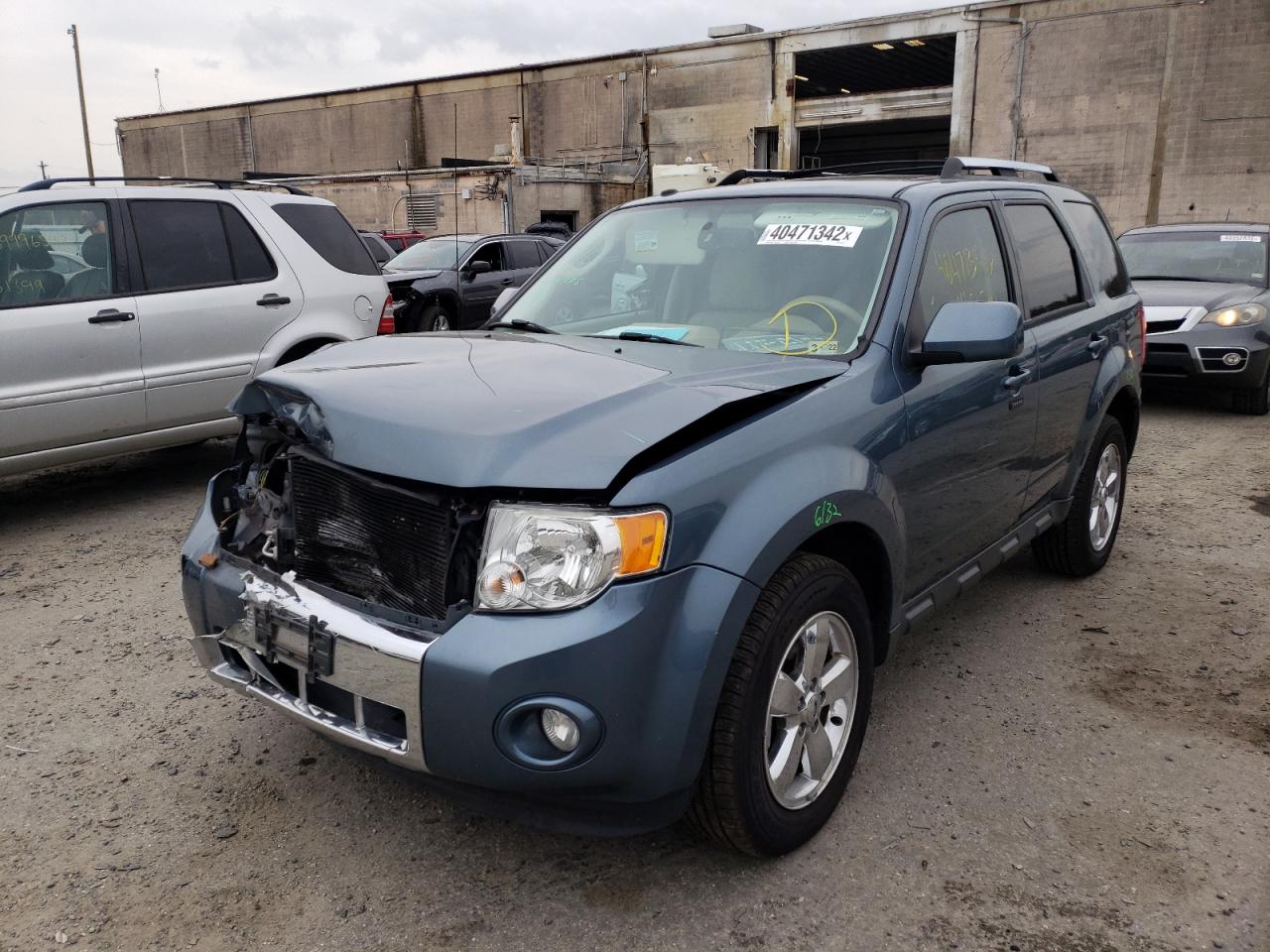 Photo 2 from auction – 2012 FORD ESCAPE LIM with VIN 1FMCU9EG9CKC74717