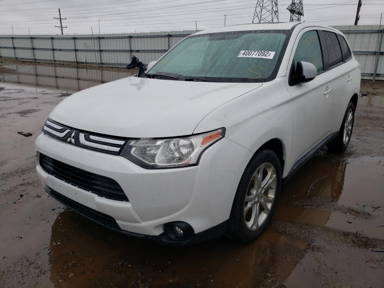 Photo 2 from auction – 2014 MITSUBISHI OUTLANDER with VIN JA4AD3A36EZ012945