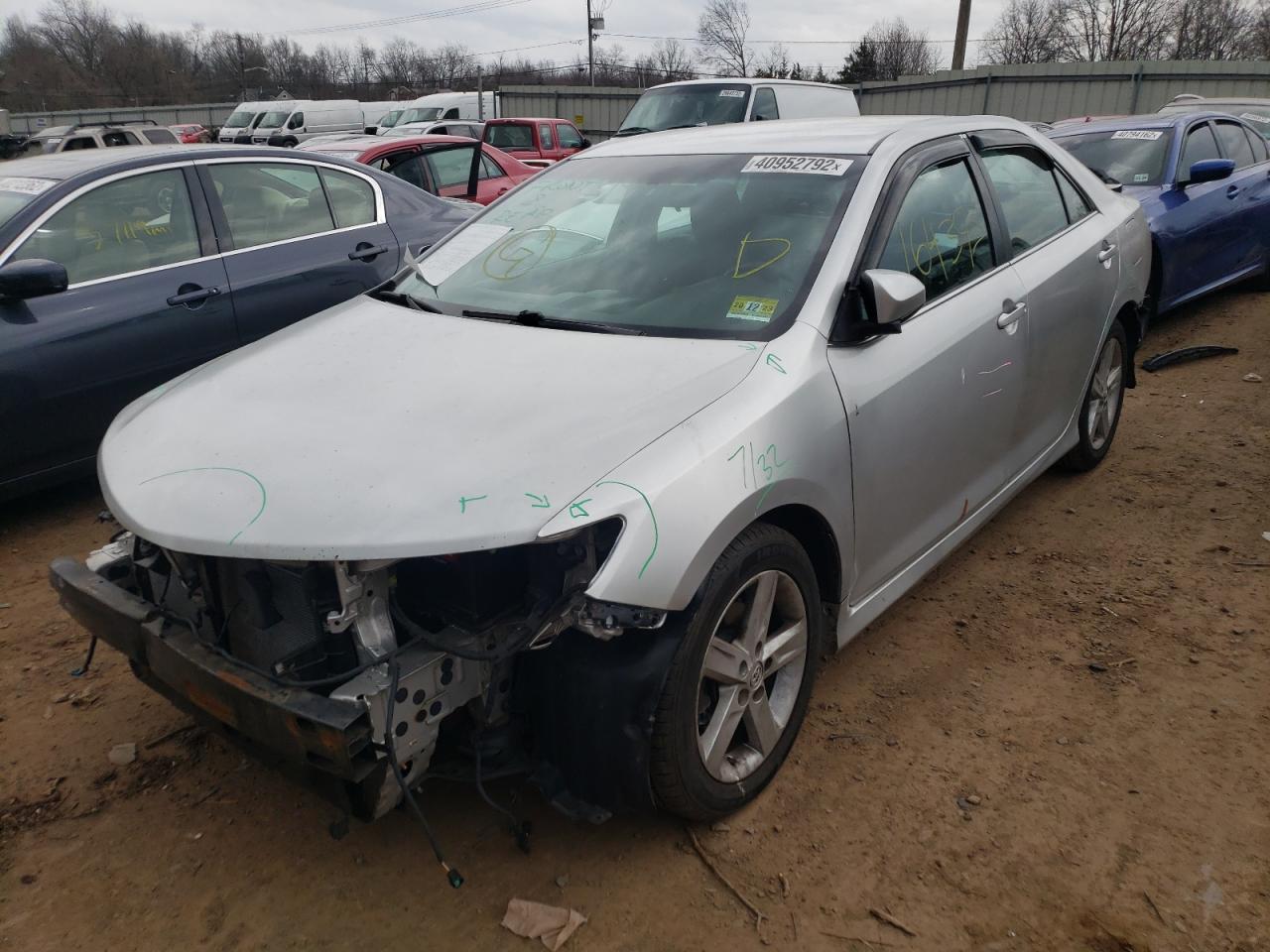 Photo 2 from auction – 2014 TOYOTA CAMRY L with VIN 4T1BF1FK1EU342915