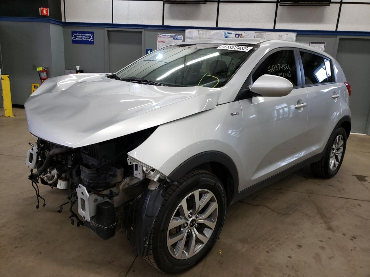 Photo 2 from auction – 2016 KIA SPORTAGE L with VIN KNDPBCAC8G7879302