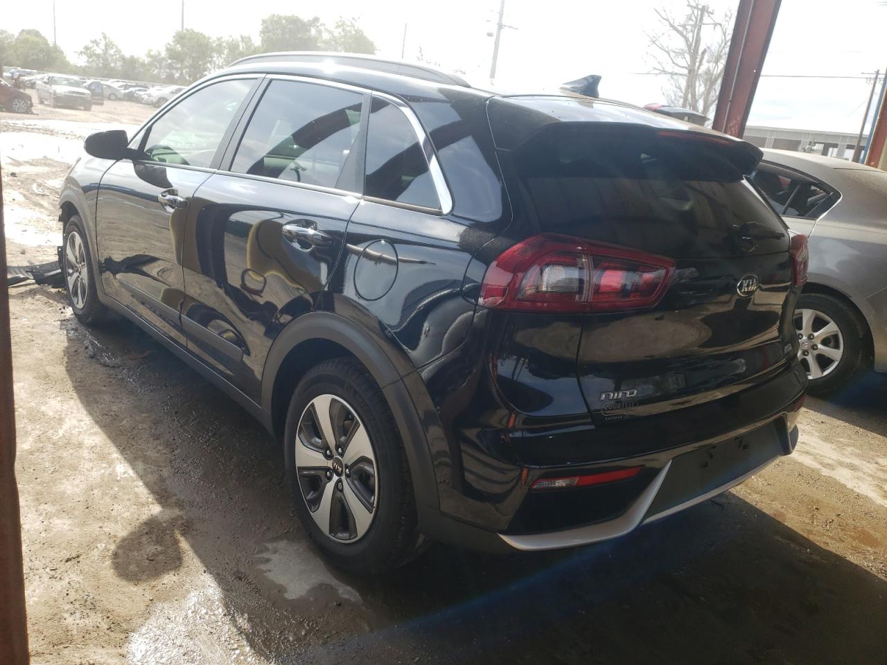 Photo 3 from auction – 2017 KIA NIRO EX with VIN KNDCC3LC8H5040255