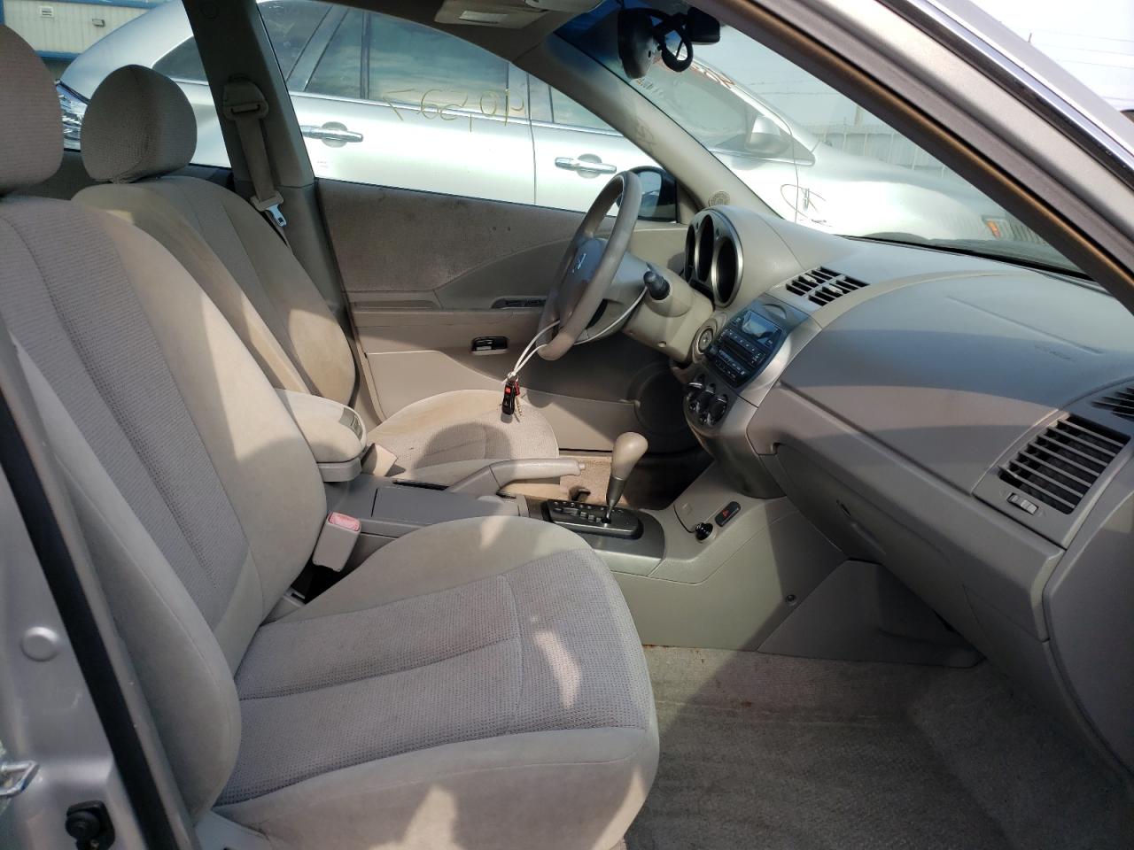 Photo 5 from auction – 2004 NISSAN ALTIMA BAS with VIN 1N4AL11D14C166444