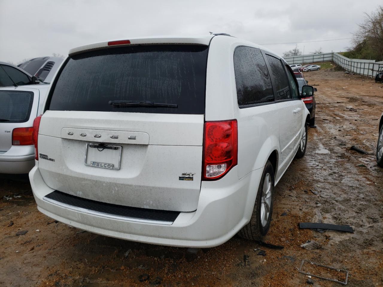 Photo 4 from auction – 2014 DODGE GRAND CARA with VIN 2C4RDGCGXER322817