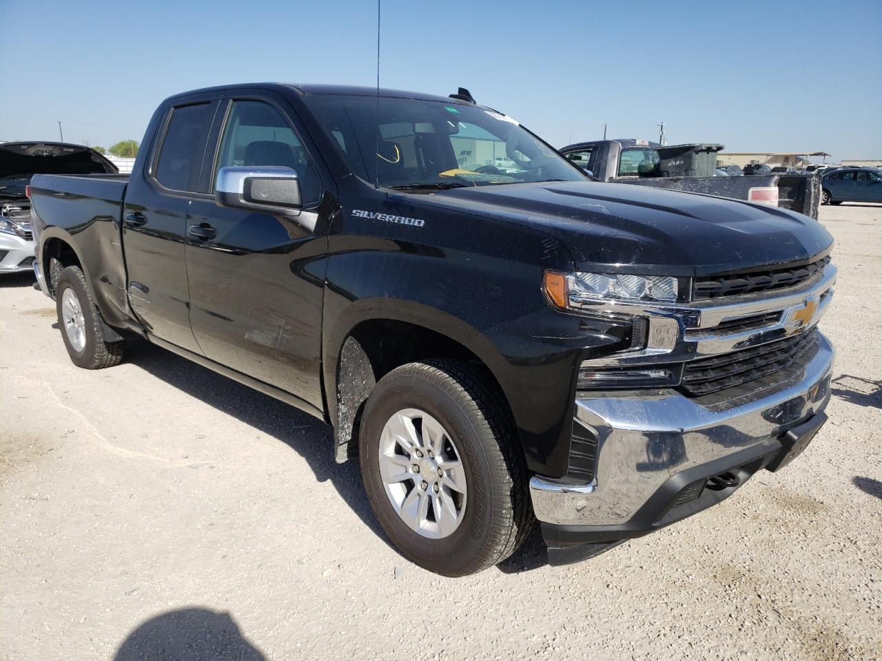 CHEVROLET SILVERADO 2020 with VIN 1GCRYDED5LZ237411 - Photo from auction