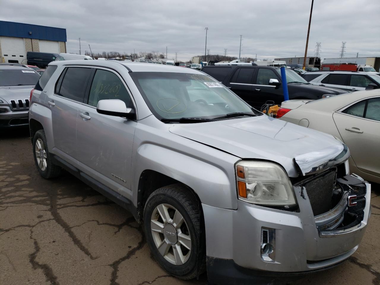GMC TERRAIN SL 2010 with VIN 2CTALBEW6A6271744 - Photo from auction