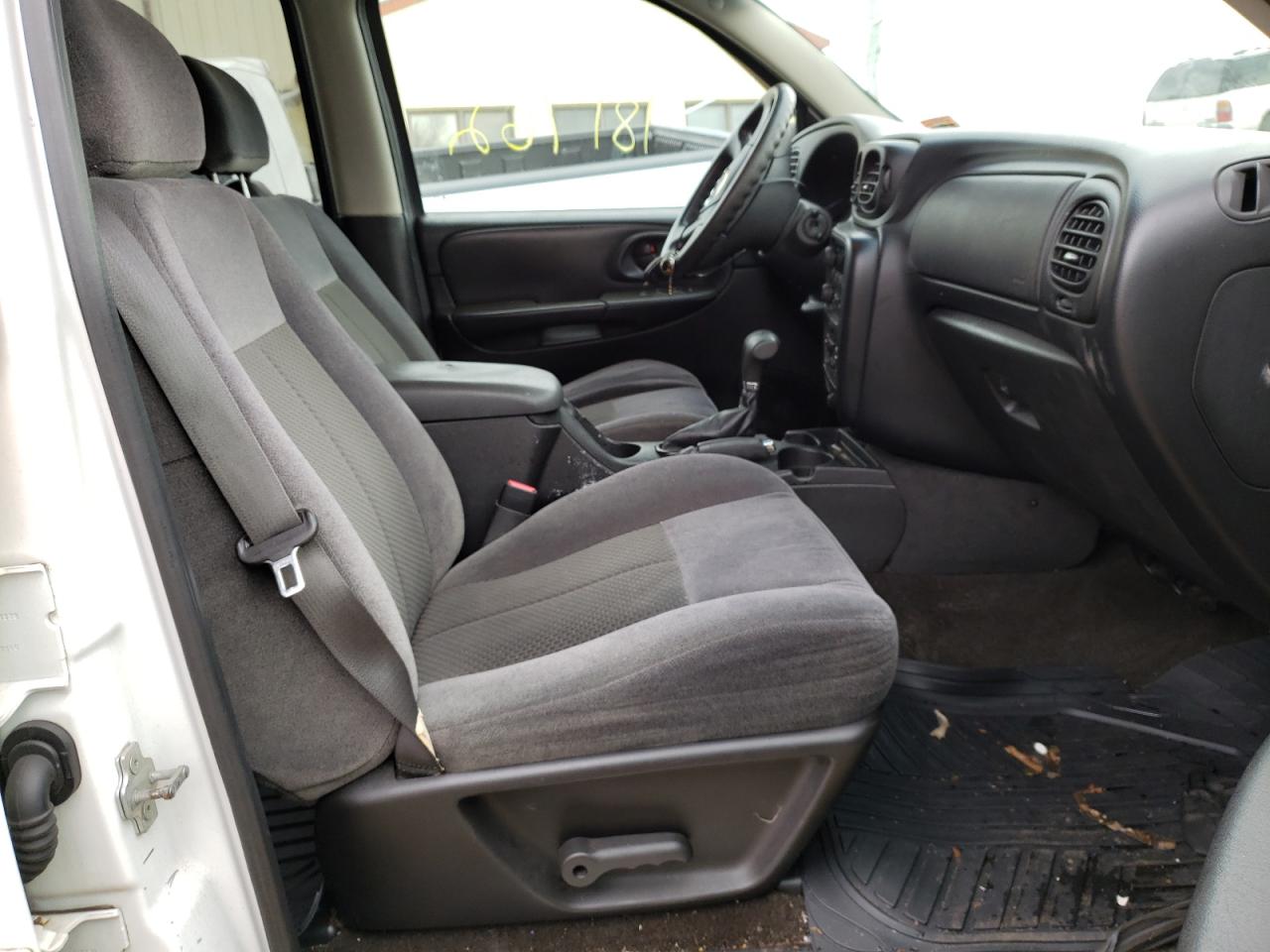 Photo 5 from auction – 2008 CHEVROLET TRAILBLAZE with VIN 1GNDT13SX82223357