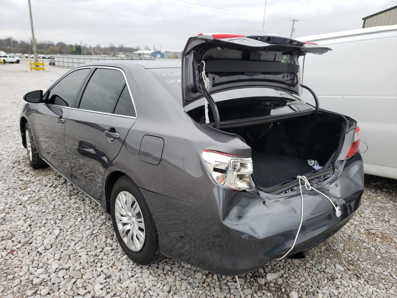 Photo 3 from auction – 2014 TOYOTA CAMRY L with VIN 4T1BF1FK6EU852709
