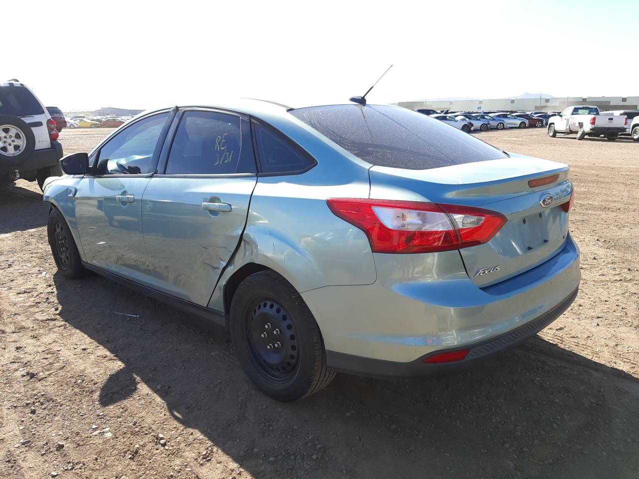 Photo 3 from auction – 2012 FORD FOCUS SE with VIN 1FAHP3F29CL456418