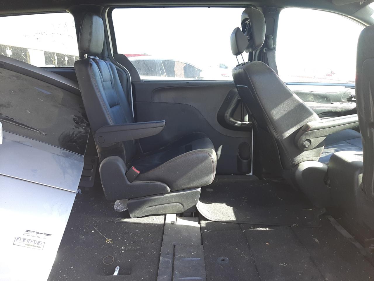 Photo 6 from auction – 2019 DODGE GRAND CARA with VIN 2C4RDGEG7KR769436