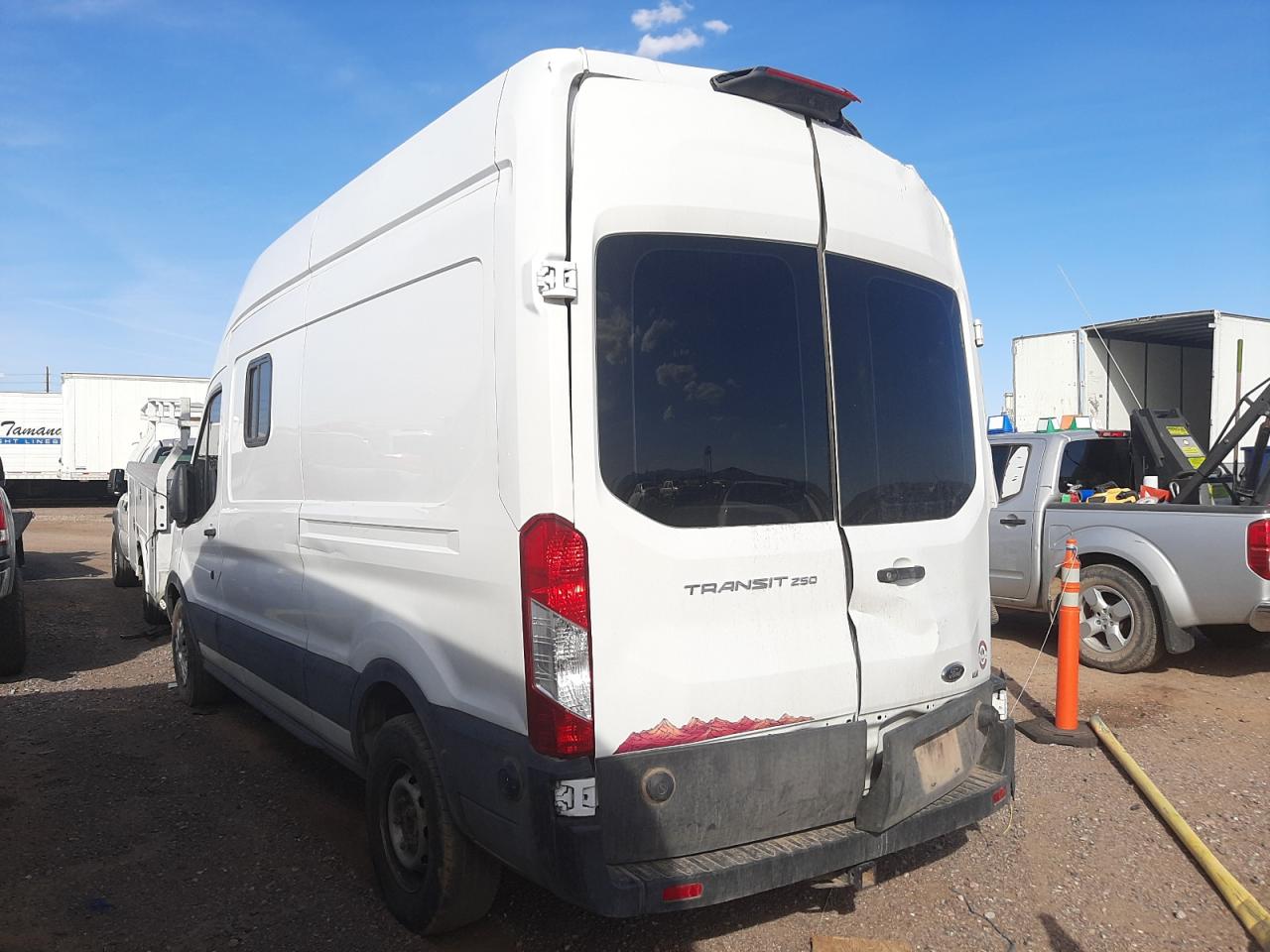 Photo 3 from auction – 2019 FORD TRANSIT with VIN 1FTYR2XM5KKA01908