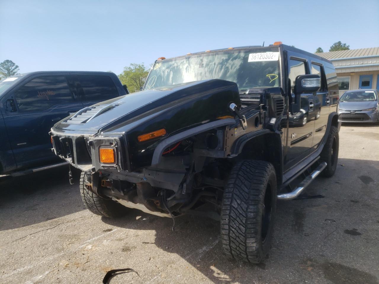 Photo 2 from auction – 2007 HUMMER H2 with VIN 5GRGN23U17H112052