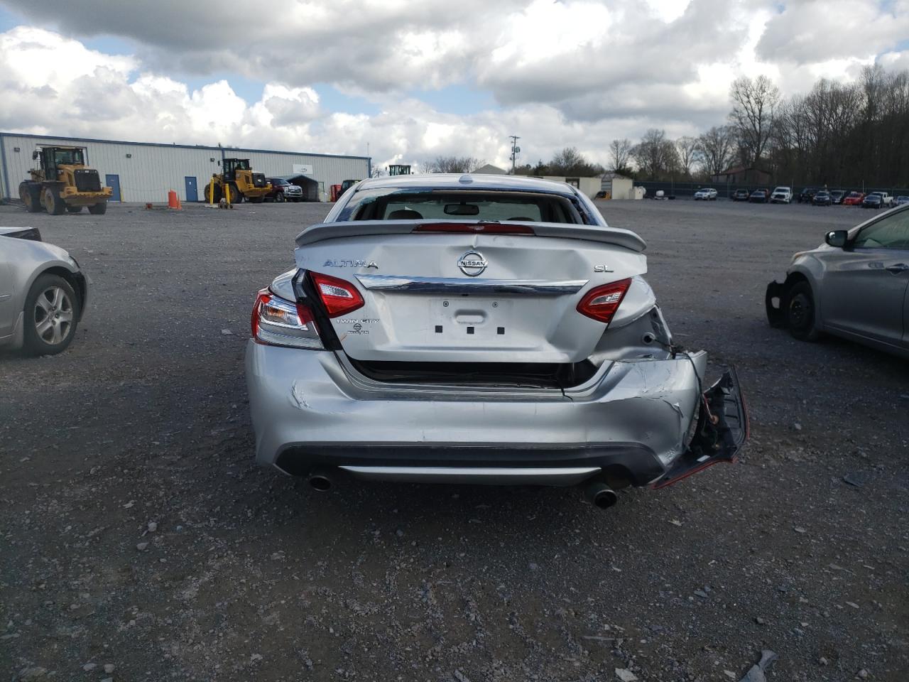 Photo 9 from auction – 2017 NISSAN ALTIMA 2.5 with VIN 1N4AL3AP0HC133091