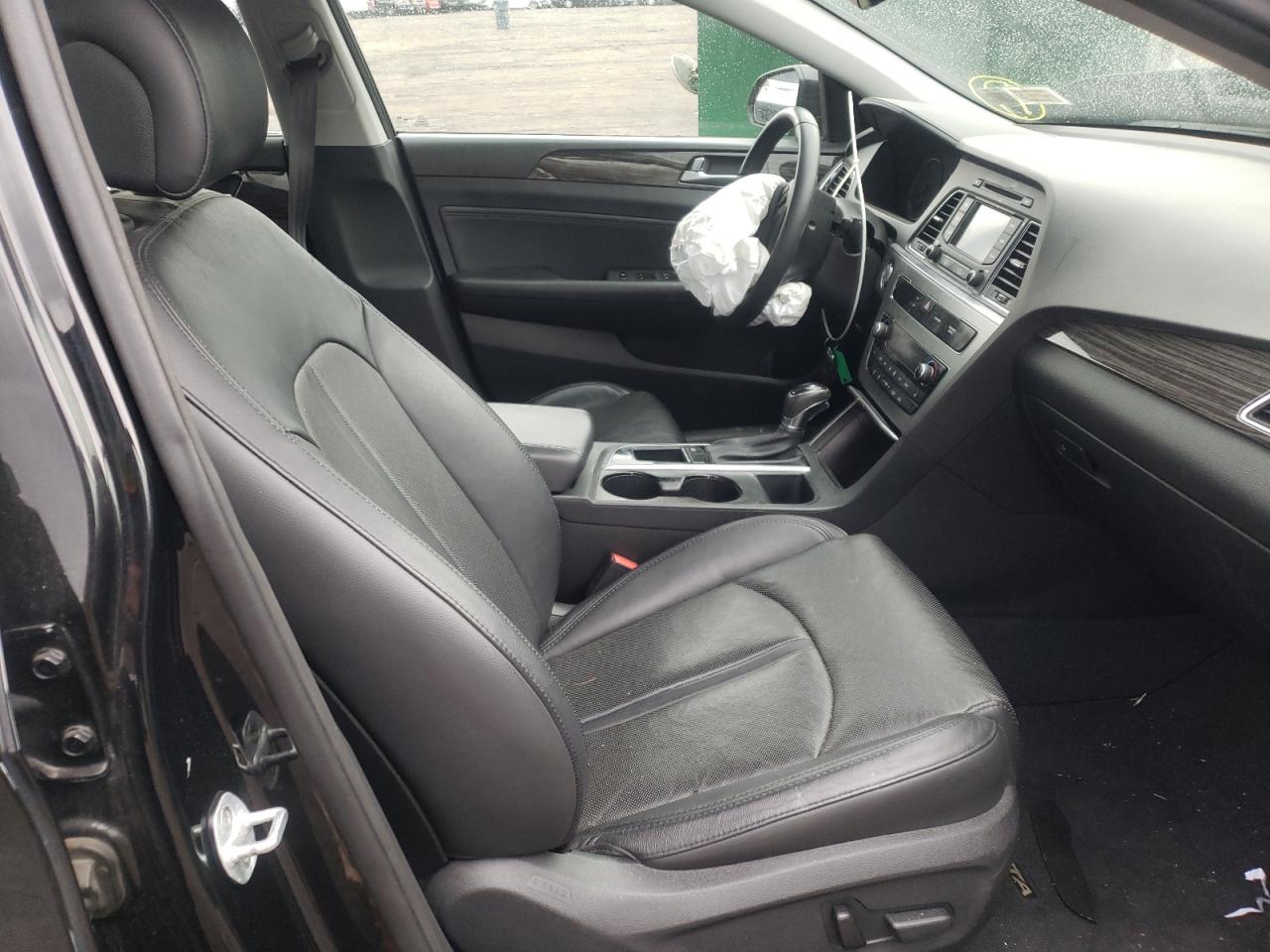 Photo 5 from auction – 2015 HYUNDAI SONATA SPO with VIN 5NPE34AF0FH090026