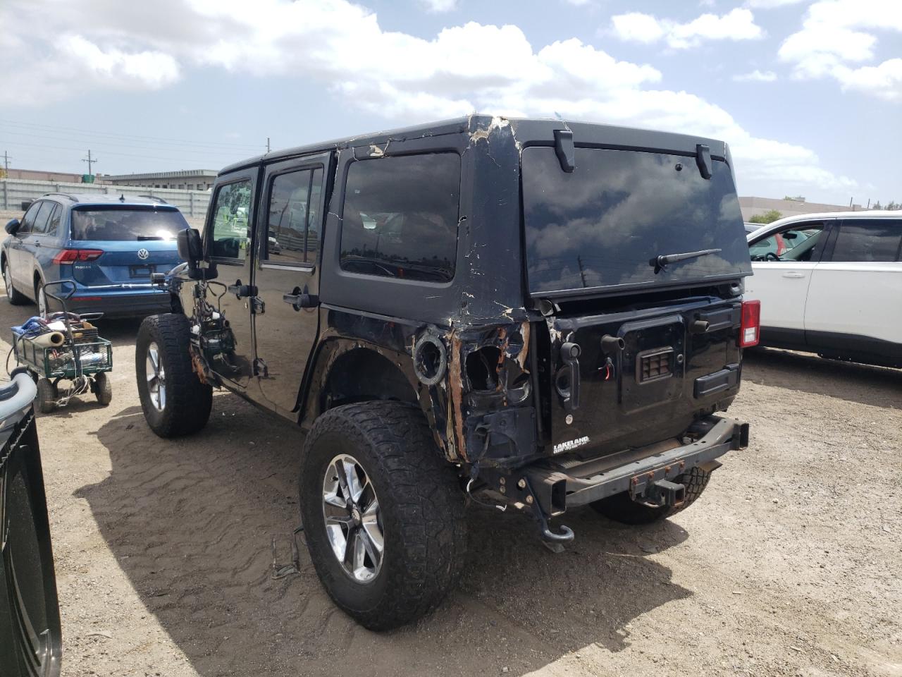 Photo 3 from auction – 2018 JEEP WRANGLER U with VIN 1C4BJWDG0JL854034