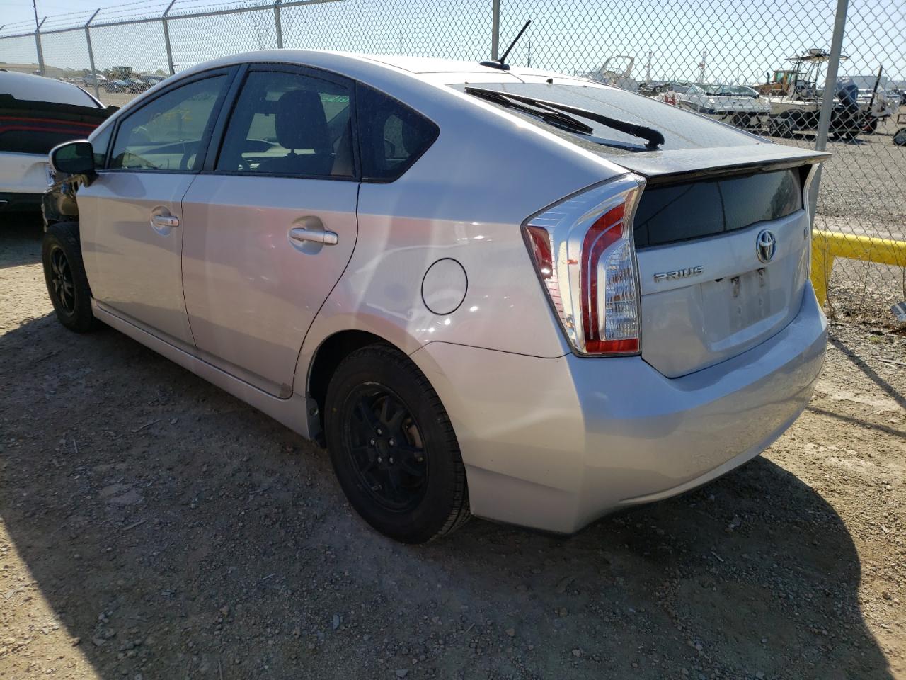 Photo 3 from auction – 2013 TOYOTA PRIUS with VIN JTDKN3DU1D5557372