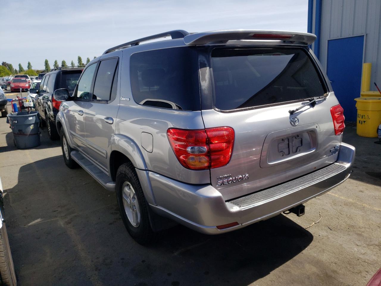 Photo 3 from auction – 2002 TOYOTA SEQUOIA LI with VIN 5TDZT38A02S095477