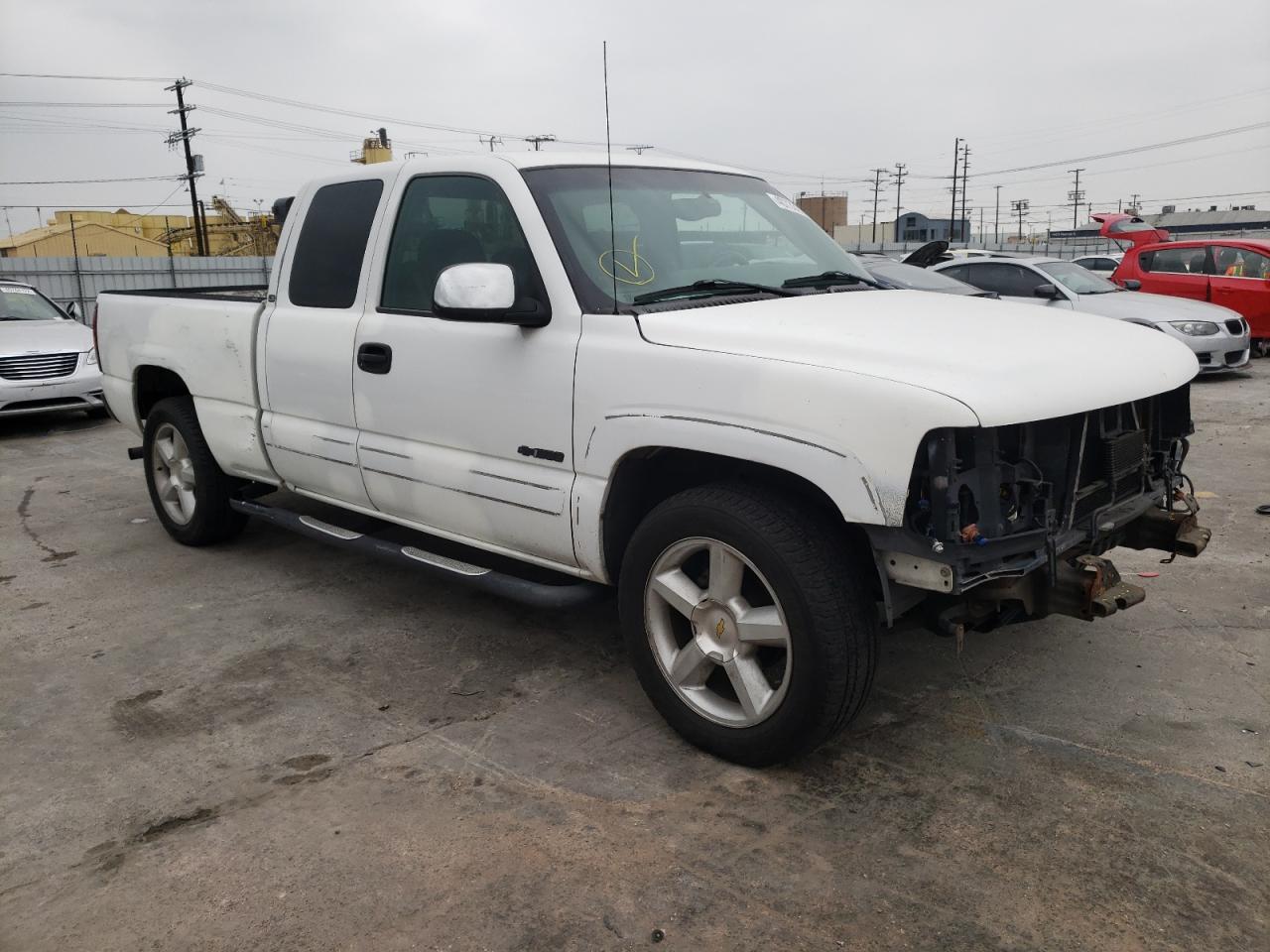 CHEVROLET SILVERADO 2002 with VIN 2GCEK19T421181730 - Photo from auction