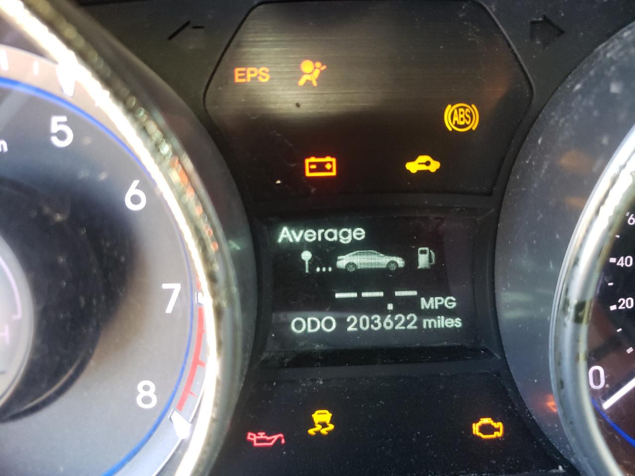 صورة رقم 8 من المزاد - 2011 HYUNDAI SONATA SE مع VIN 5NPEC4AC2BH301761