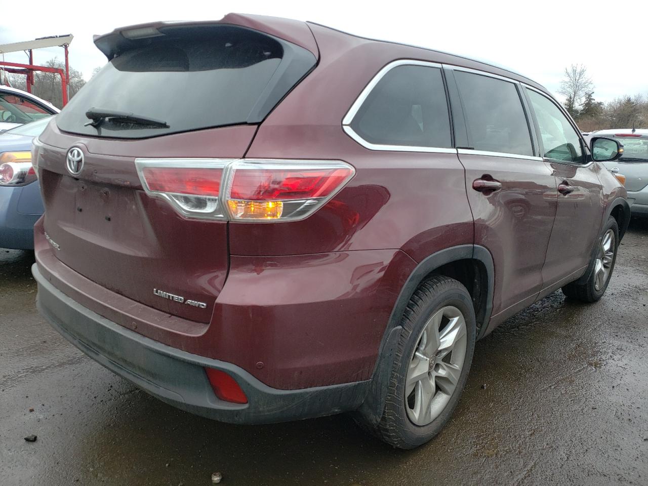 Photo 4 from auction – 2015 TOYOTA HIGHLANDER with VIN 5TDDKRFH1FS098930