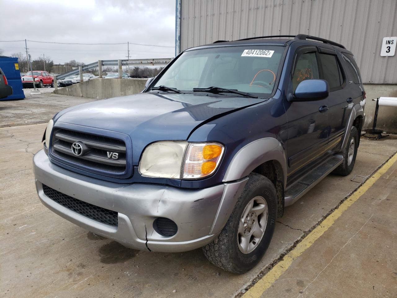 Photo 2 from auction – 2001 TOYOTA SEQUOIA SR with VIN 5TDBT44A11S005233