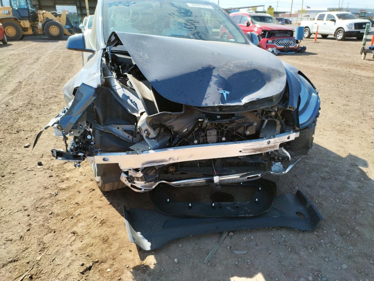 Photo 9 from auction – 2020 TESLA MODEL Y with VIN 5YJYGDEEXLF036701