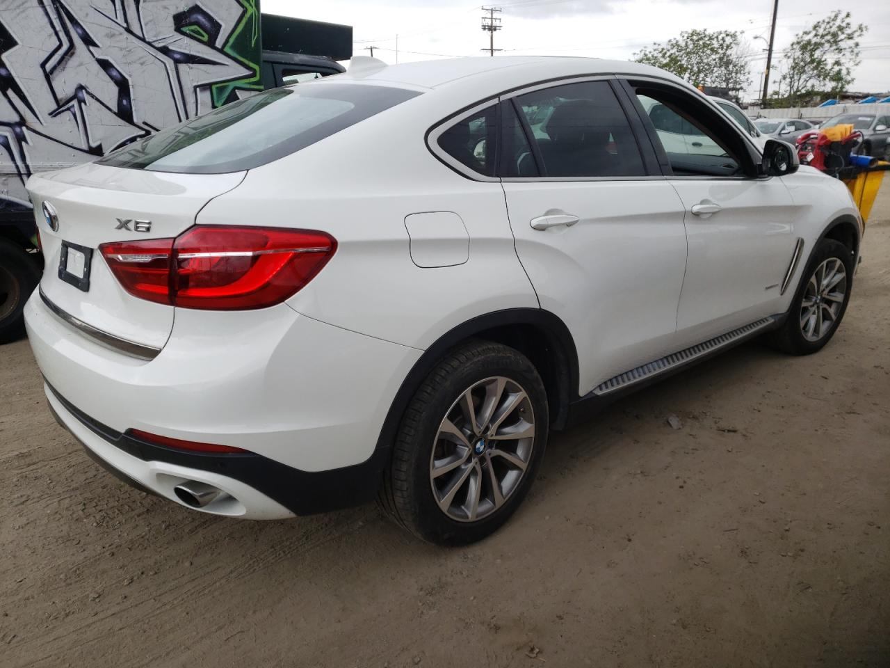 Photo 4 from auction – 2015 BMW X6 XDRIVE3 with VIN 5UXKU2C56F0F95172
