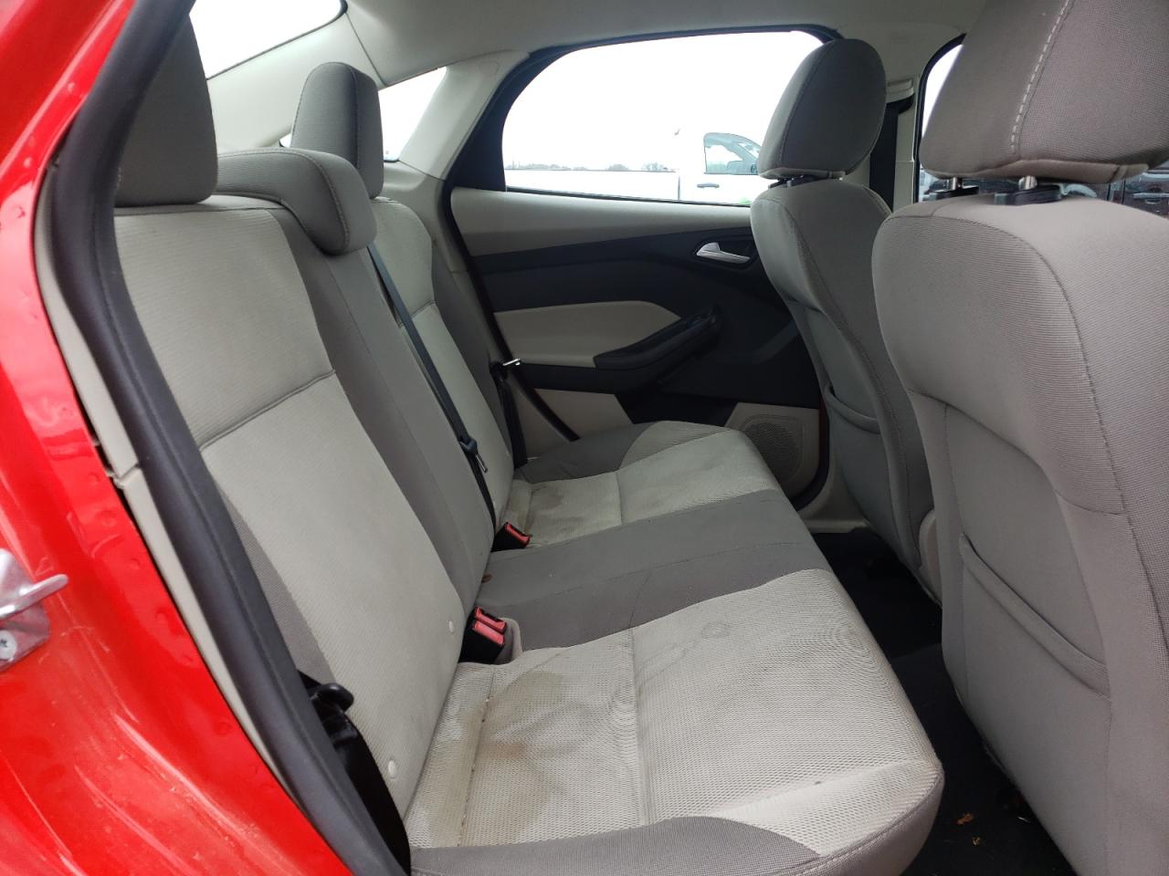 Photo 6 from auction – 2014 FORD FOCUS SE with VIN 1FADP3F26EL410241