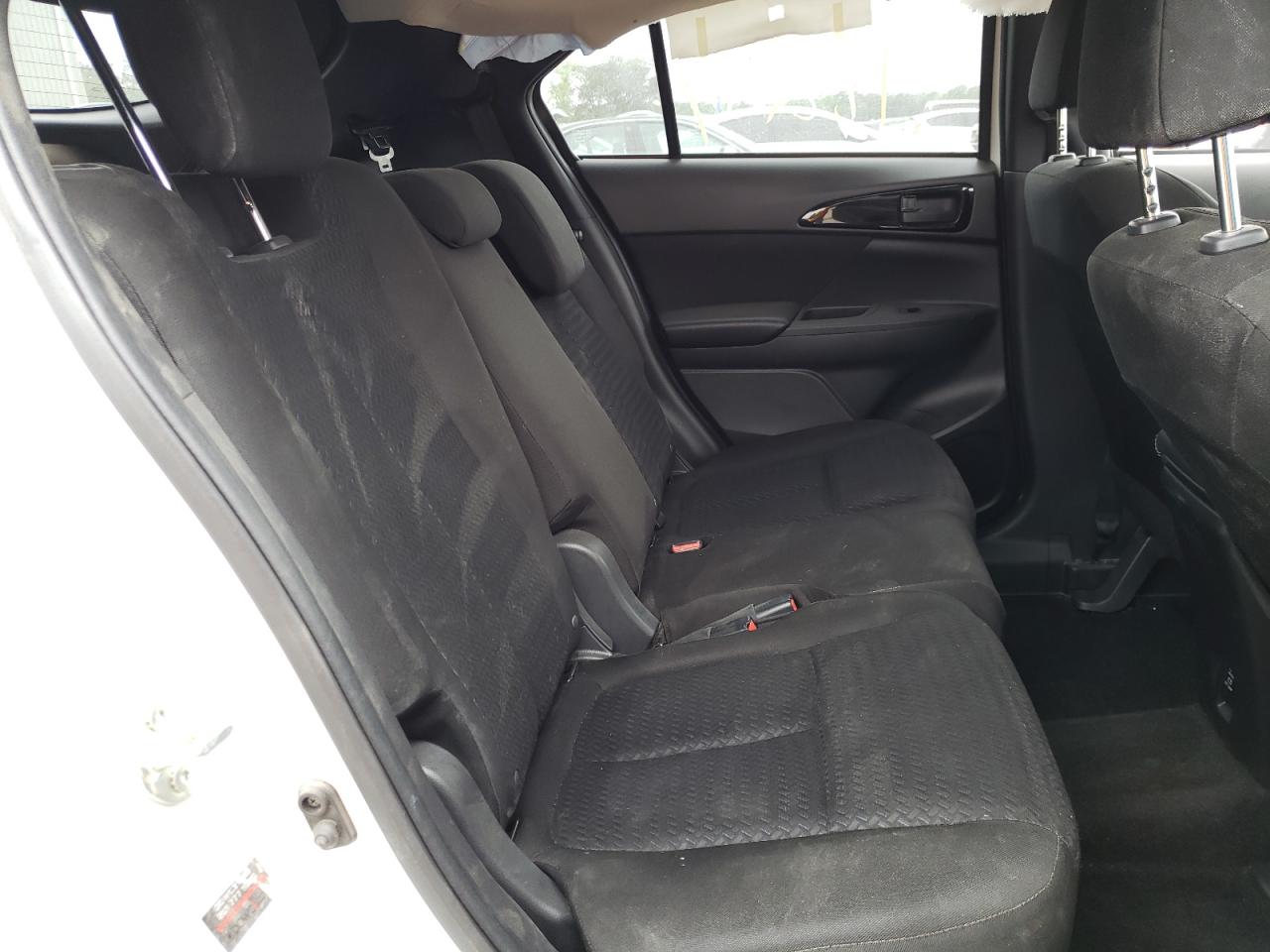 Photo 6 from auction – 2019 MITSUBISHI ECLIPSE CR with VIN JA4AT4AA8KZ002601
