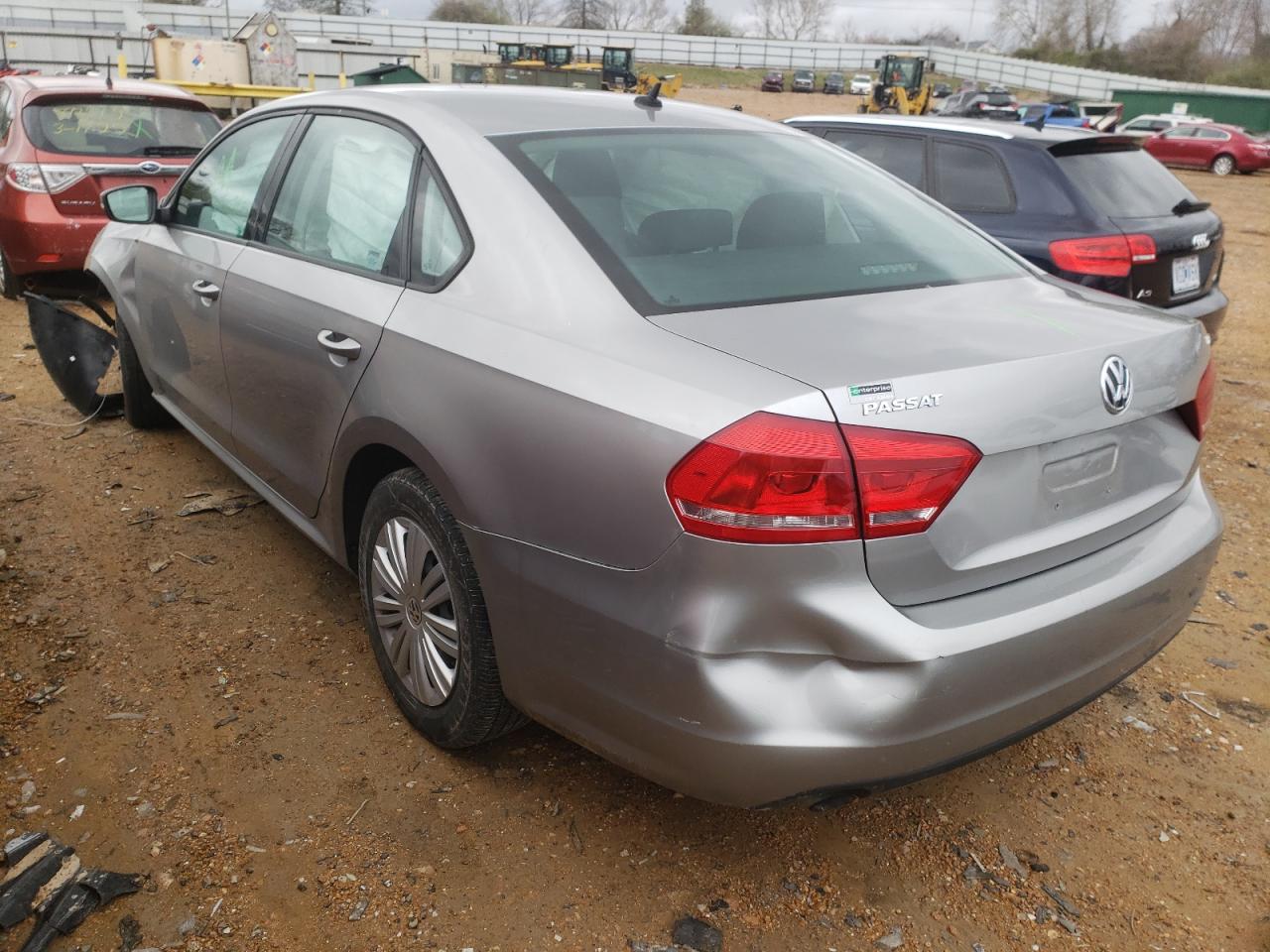 Photo 3 from auction – 2014 VOLKSWAGEN PASSAT S with VIN 1VWAS7A34EC051763