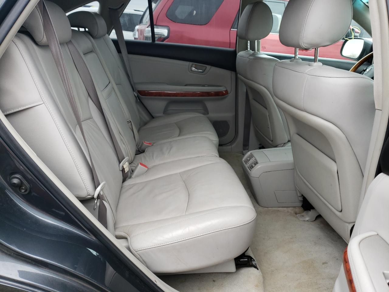 Photo 6 from auction – 2005 LEXUS RX 330 with VIN 2T2HA31U45C083444