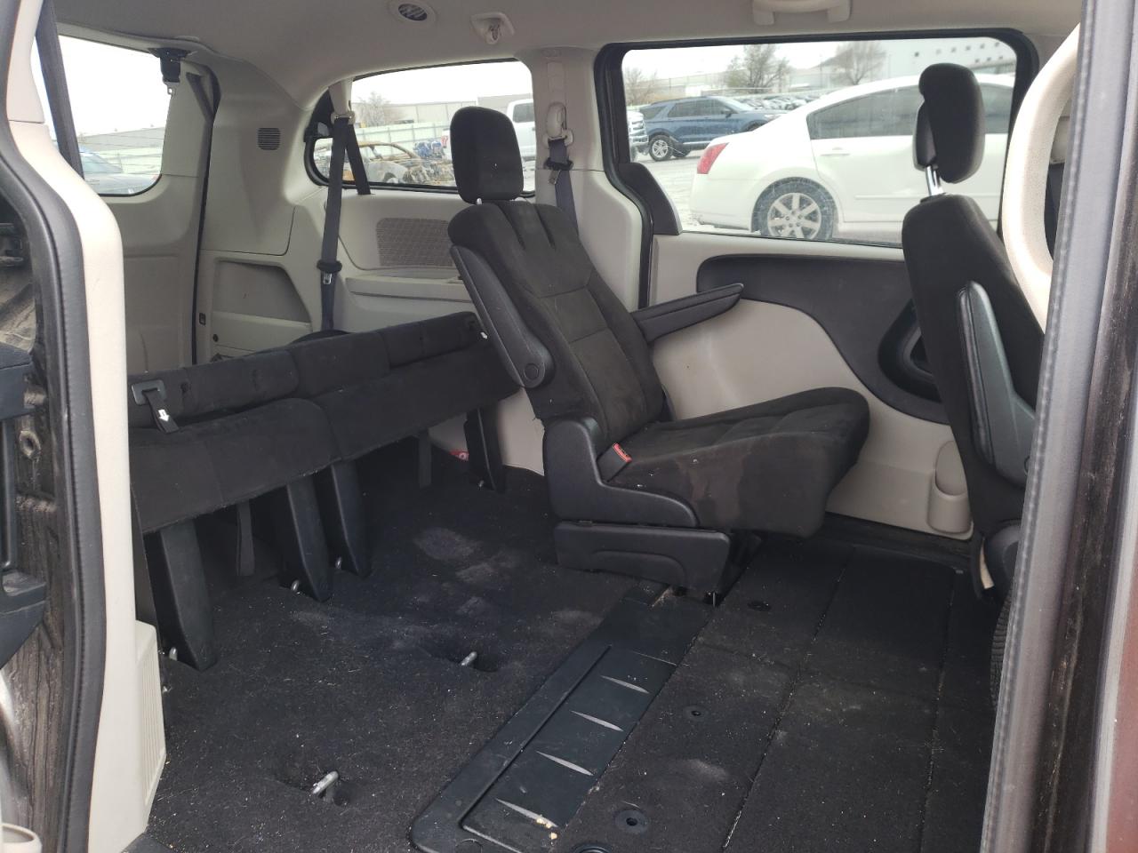 Photo 6 from auction – 2016 DODGE GRAND CARA with VIN 2C4RDGCG3GR318692
