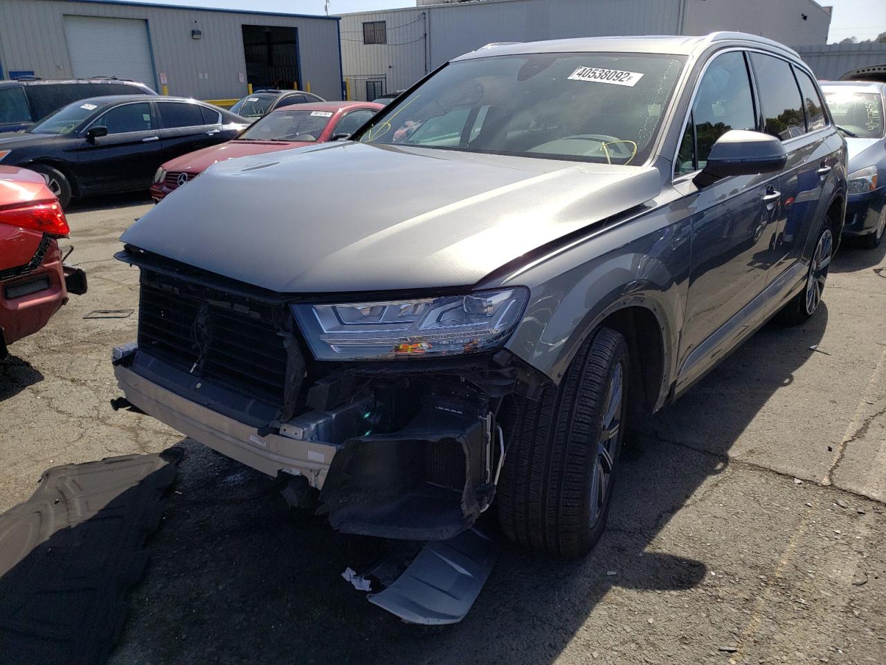 Photo 2 from auction – 2017 AUDI Q7 PREMIUM with VIN WA1LAAF74HD024904