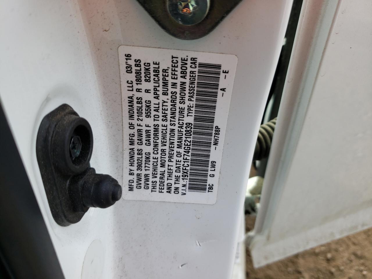Photo 10 from auction – 2016 HONDA CIVIC EXL with VIN 19XFC1F74GE210839