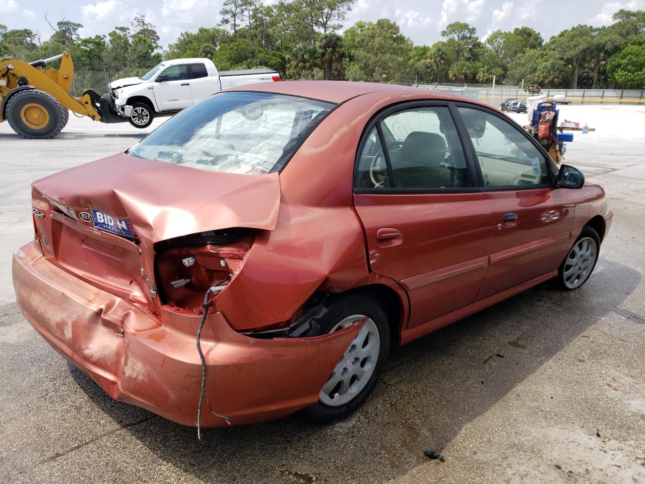 Photo 4 from auction – 2003 KIA RIO with VIN KNADC125236219886