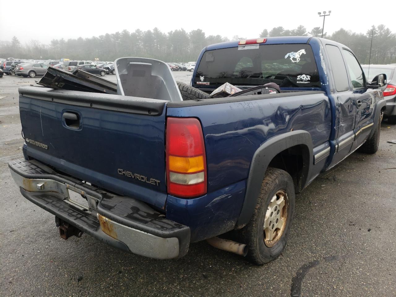 Photo 4 from auction – 2002 CHEVROLET SILVERADO with VIN 2GCEK19T121154453