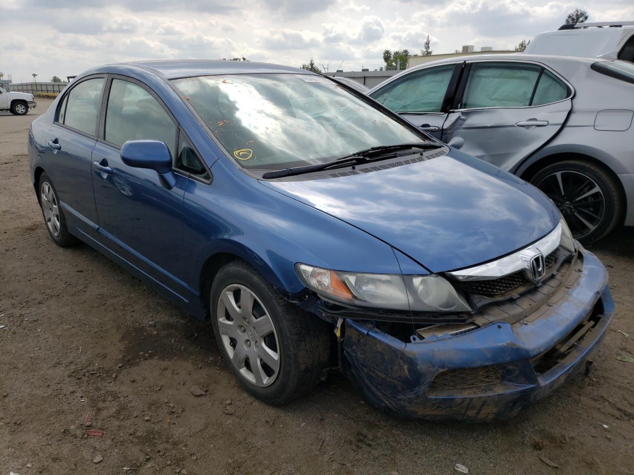 HONDA CIVIC LX 2009 with VIN 19XFA16559E007725 - Photo from auction