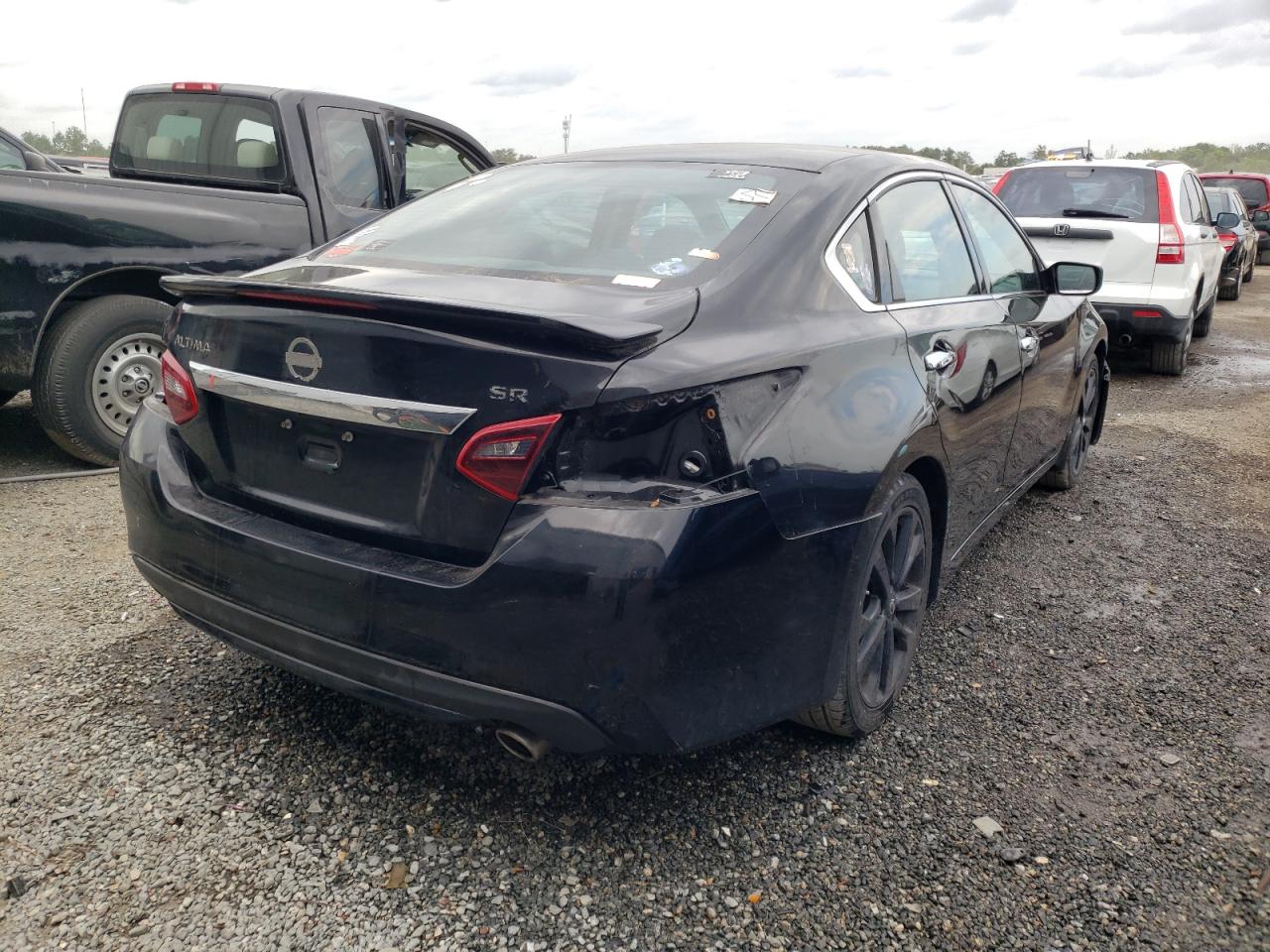 Photo 4 from auction – 2017 NISSAN ALTIMA 2.5 with VIN 1N4AL3AP1HC247651
