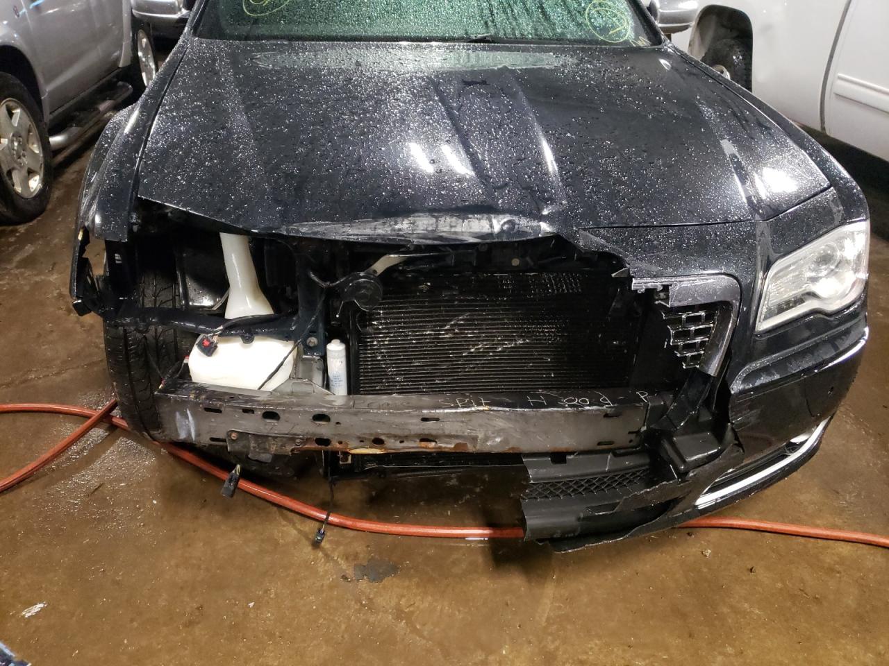 Photo 9 from auction – 2013 CHRYSLER 300C VARVA with VIN 2C3CCAJT0DH621957